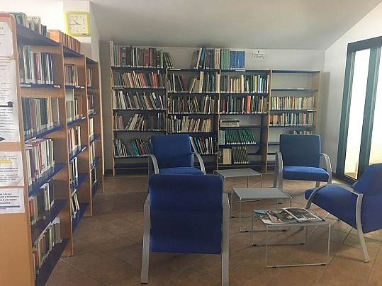 biblioteca 10