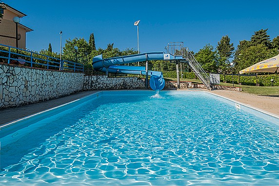Hotel-Ristorante-Villa-del-Cardinale-Matrimonio-Norma-Latina-Piscina-1