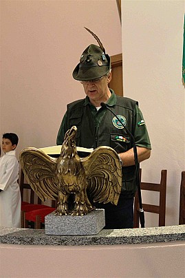 156201518457458