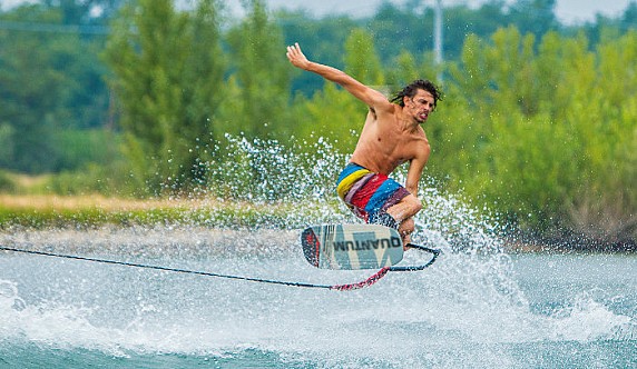 nicholas-benatti_jolly-ski