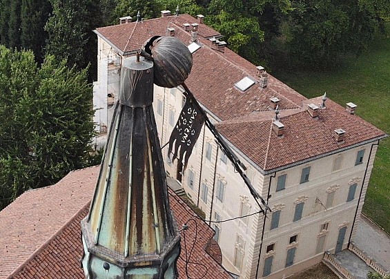 Messa in sicurezza la croce del campanile