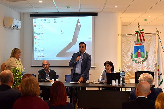 3 - Osilo, meeting internazionale - Intervento del sindaco Giovanni Ligios