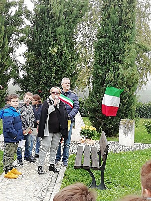PHOTO-2019-11-04-12-14-33
