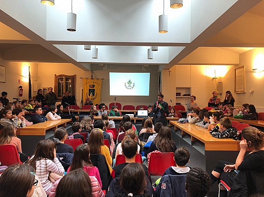 consiglio dei bambini due
