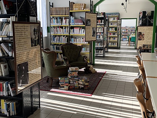 BIBLIOTECA LANDRIANO GALLI (4)