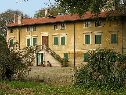 CORTE_PINDEMONTE.JPG