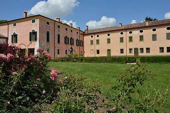 Villa Allegri